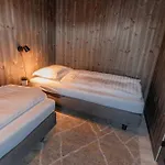 Centre, Sauna, Hot Tub *