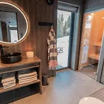 펜션 Centre, Sauna, Hot Tub Espeset