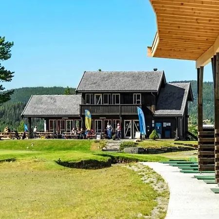 Centre, Sauna, Hot Tub *