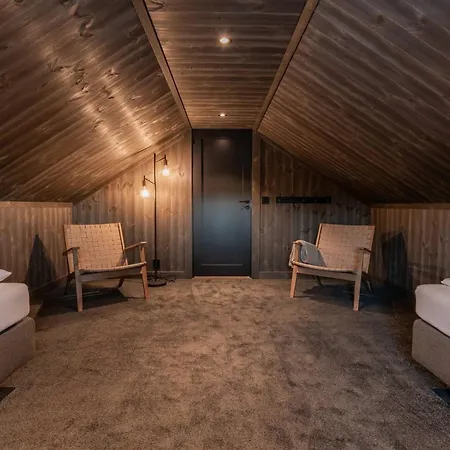 Dom wakacyjny Centre, Sauna, Hot Tub *